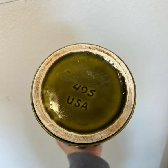 Vintage Green McCoy pottery vase - Picture 3 of 5